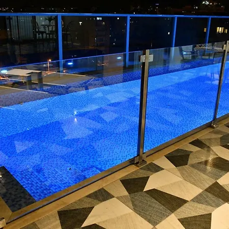 Luxury Rooftop Apartment In Netanya-2