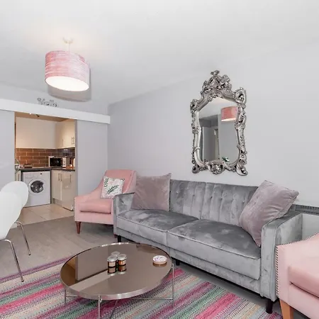 Gloucester Green Suite-2