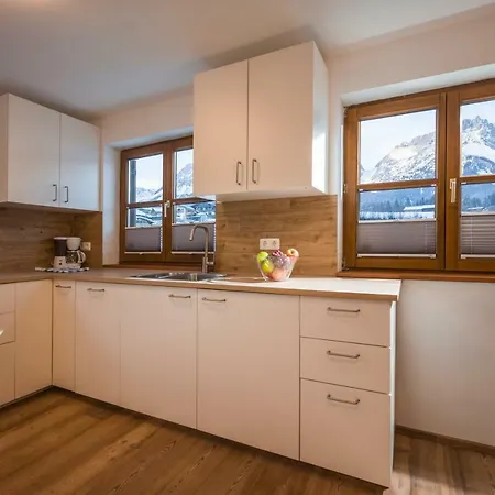 Kaiser Chalet-2
