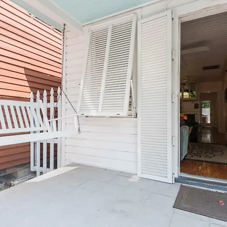 Amelia House-2