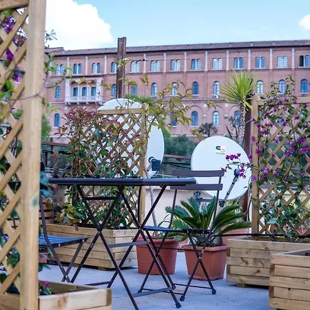 Testaccio, Orange Home-2
