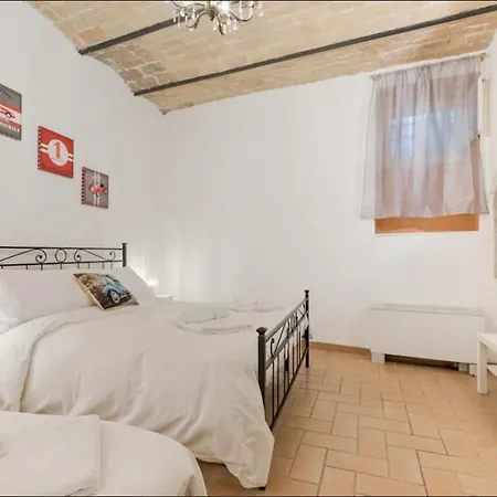 Roma Colosseum Apartment-3