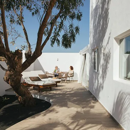 Alava Suites-2