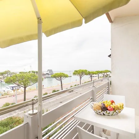Yachting Residence-3