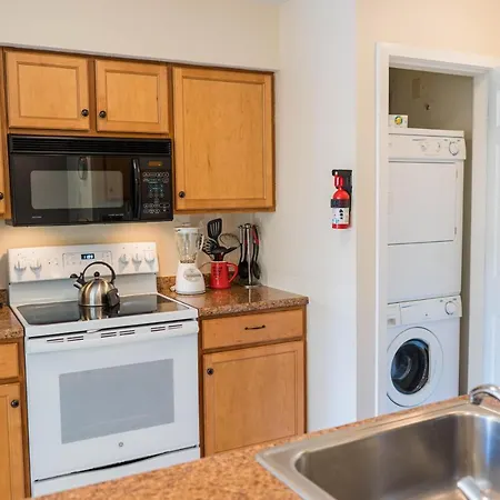 Vantage Point Villas At Stratton Mountain Resort-3