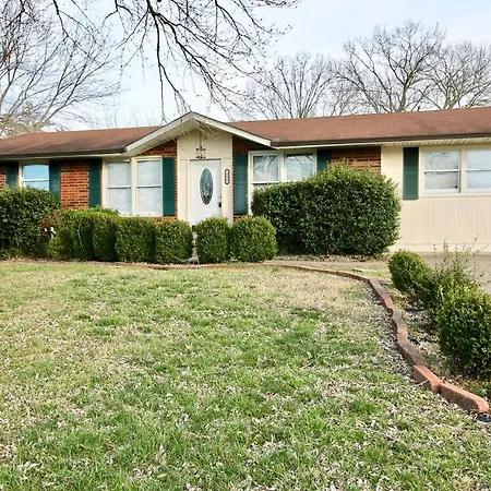 20 Minutes To Broadway And Fenced Back Yard-2