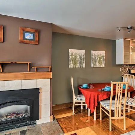 Walk To Town & Coast: Anchorage Condo W/ Fireplace-3