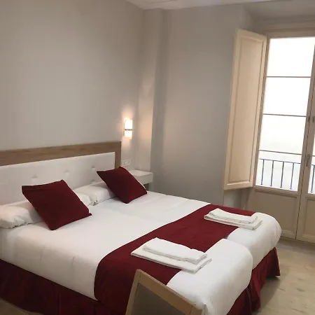 Apartamentos Pinar Malaga Centro-3
