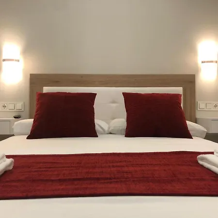 Apartamentos Pinar Malaga Centro-2