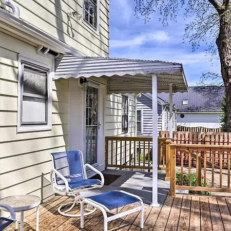 Lexington Getaway With Backyard Deck Less Than 2 Mi To Uk!-2