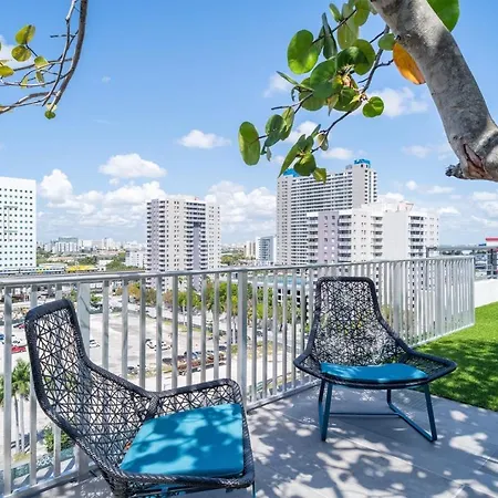 Global Luxury Suites Downtown Miami-3