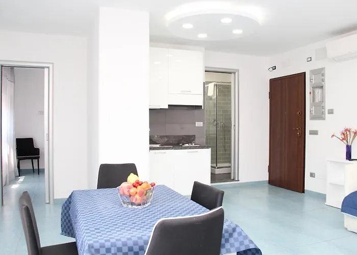 Mondo Suites Apartments