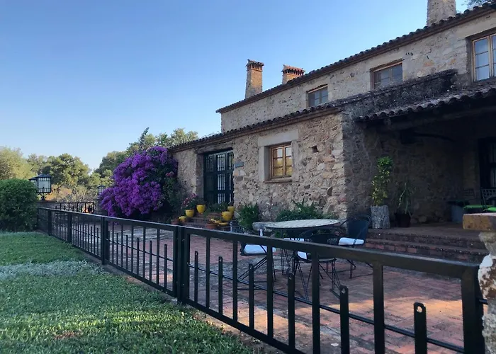 Apartamentos Rurales La Macera ****