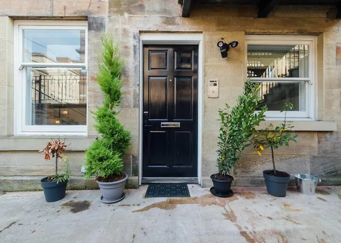 Glasgow Central Luxury Apartment