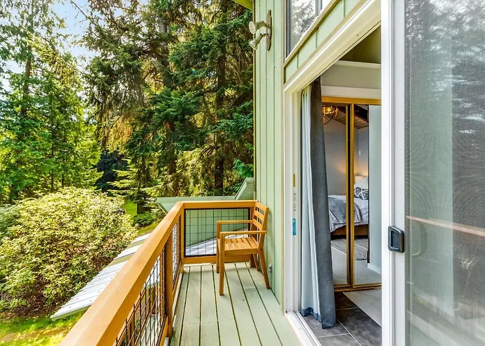 Tall Cedars Cabin By The Water
