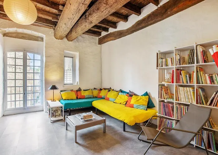 Studio charmant à Villeneuve-lès-Avignon, 45m², balcon