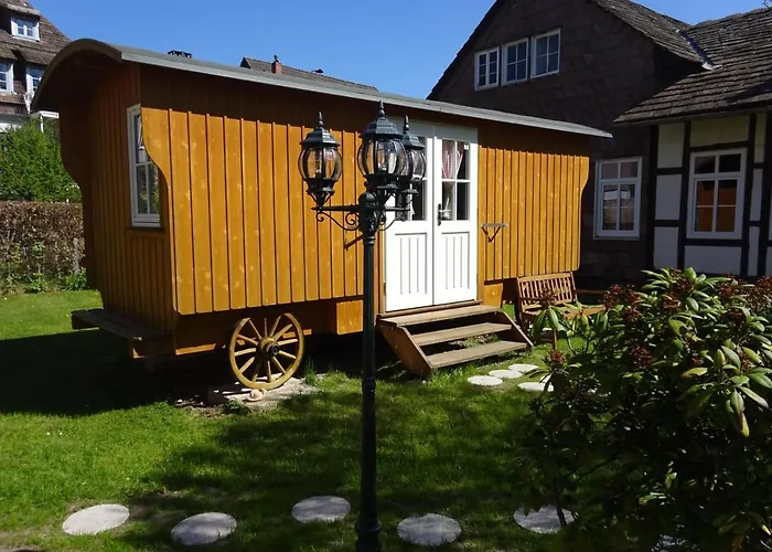 Hotel mit Hund Zirkuswagen