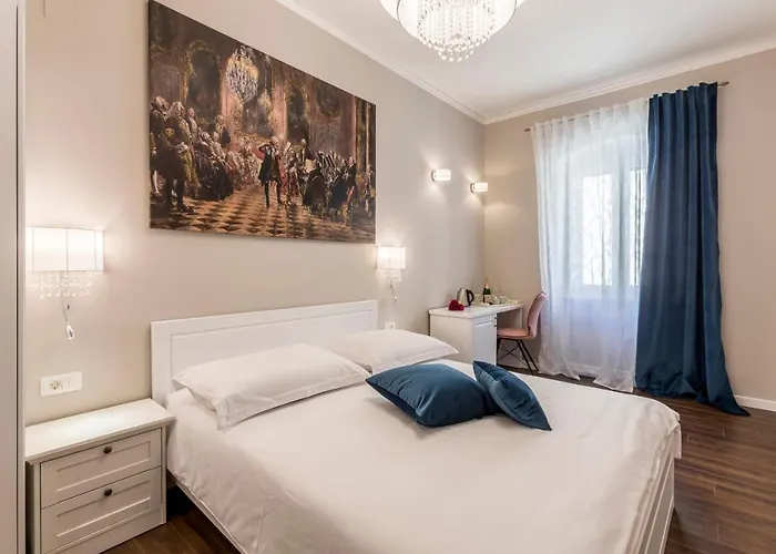 Theatre Of Dreams Rooms