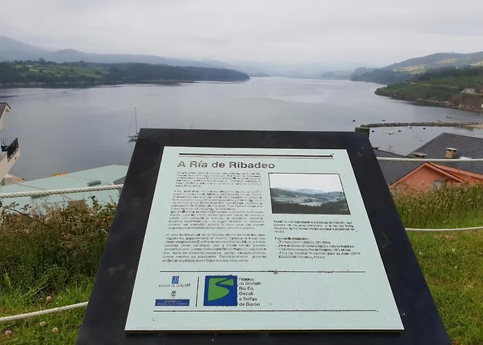 Apartamentos O Cargadeiro Ribadeo