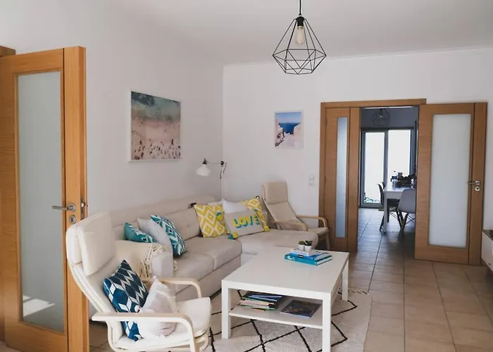 Comporta Family 3 Bedroom Villa For 8, Beach Walk