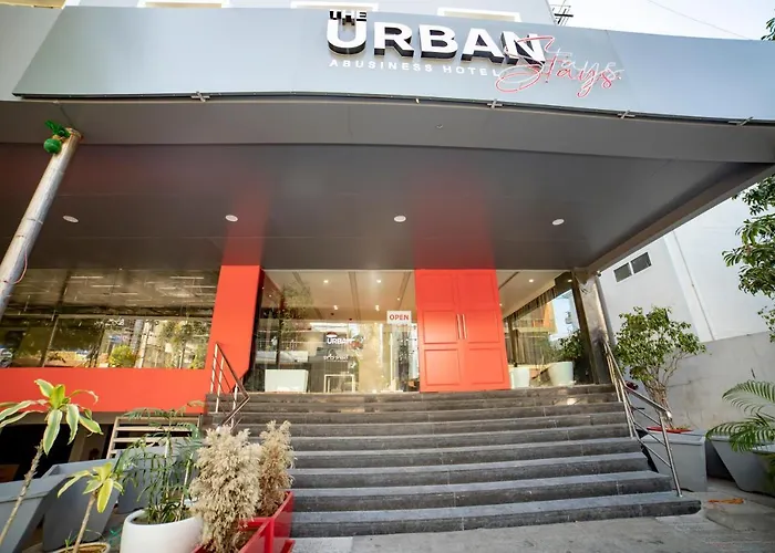 Hotel: The Urban Stays
