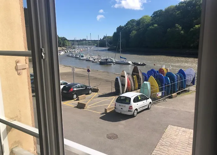 studio vue sur le Port saint Goustan classé 3 étoiles!