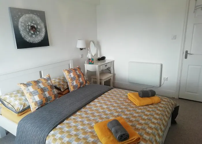 Rhodri Apartment With Sea Views And Sun Terrace