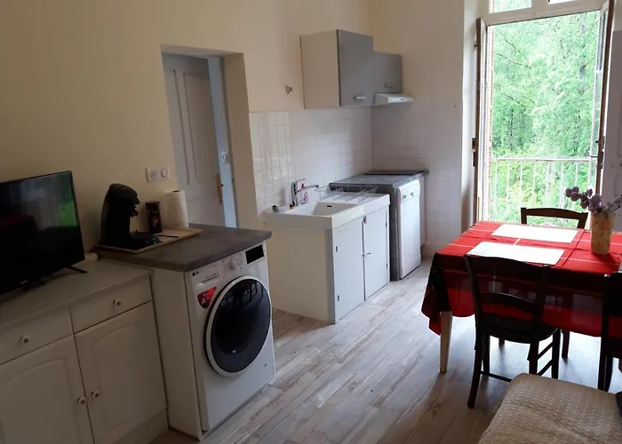 Suite avec vue panoramique sur la Truyère