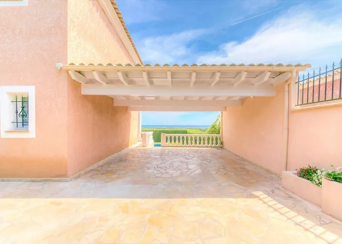 Villa piscine avec magnifique vue mer panoramique