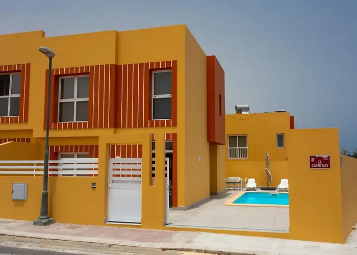 Mariposas Home Pool