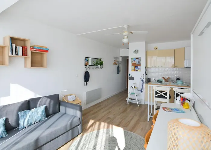 Studio Carnon, plage, port et commerces à 2 pas