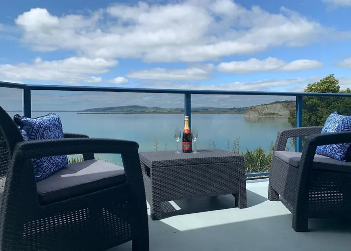 Harbour Lane Apartment