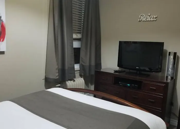 Cozy 1-Bdr Suite #20 By Amazing Property Rentals