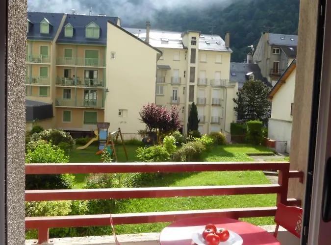 à la montagne en famille App106