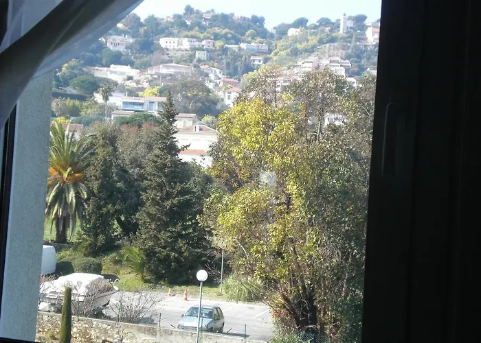 Résidence avec piscine, plage à 100 m, Cannes et Juan les Pins à 5 min, WiFi
