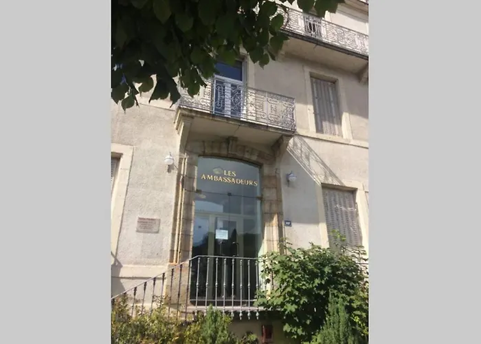 Studio lumineux avec balcon 2/4 pers. plein centre