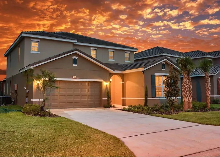 Villa: Solterra Resort