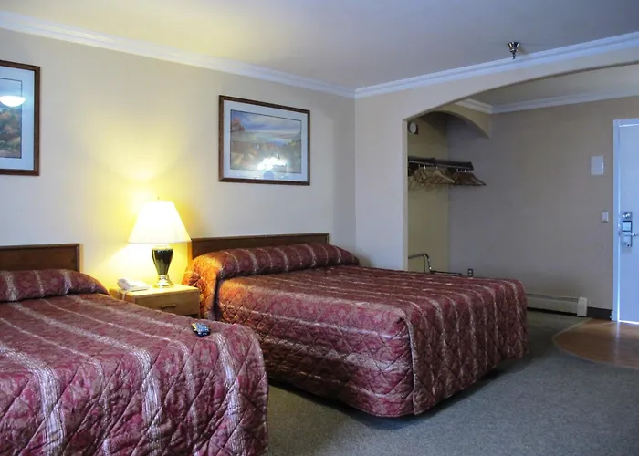 Cheap hotel: Merrill Field Inn