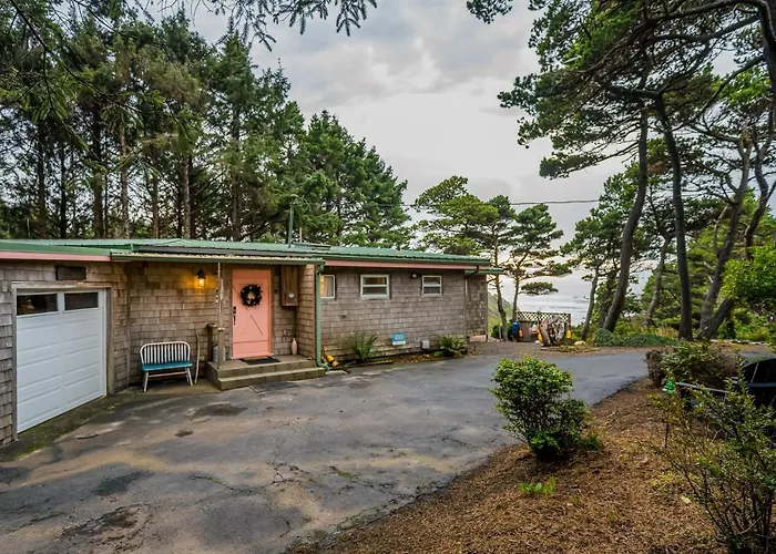 Alicia'S Beach House