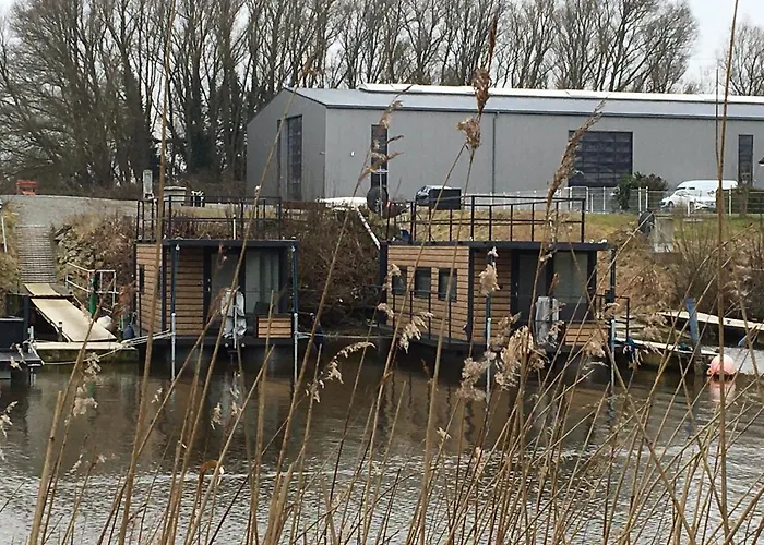 Haustierfreundliches Hotel: Hausboot Resort Nordseeküste