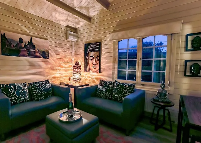 The Retreat Log Cabin