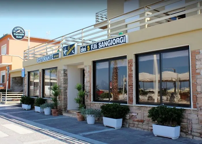 Hotel 3 stelle: Hotel Ristorante Il Gabbiano