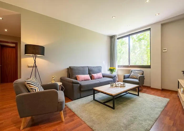 Up Rooms Banyoles