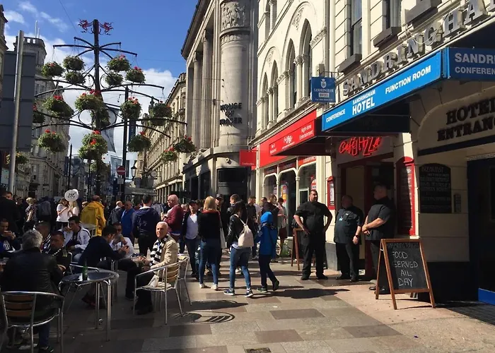 Family Hotel: Cardiff Sandringham Hotel