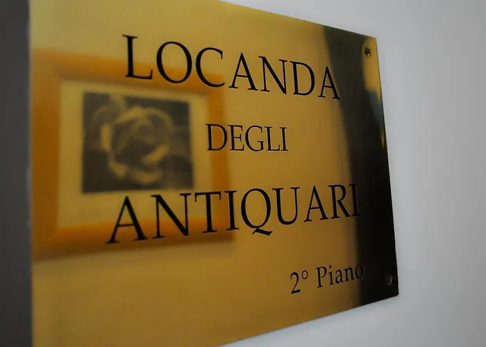 Degli Antiquari