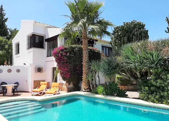 Villa Limon - Tropical Oasis With Private Pool