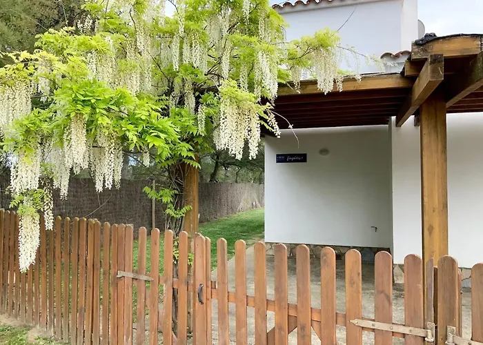Villas Empuries, Garden & Private Pool