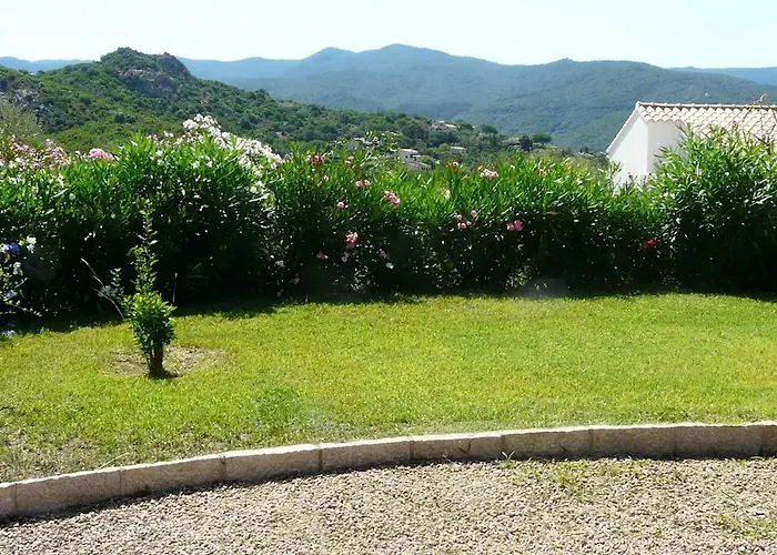 Superbe villa avec piscine vue mer, proche plage et Porticcio
