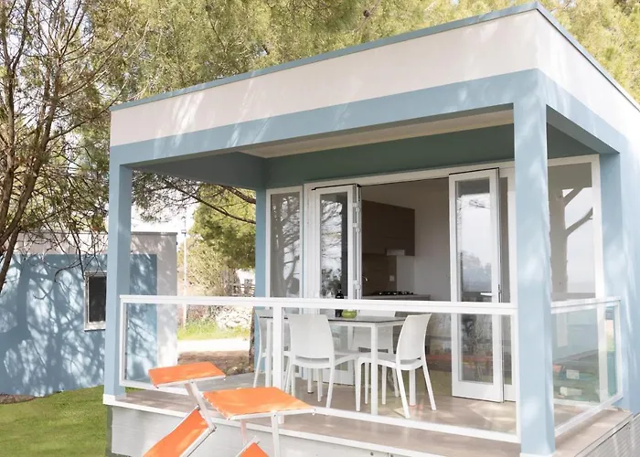 Hotel vicino al College: Porto Pirrone Camping