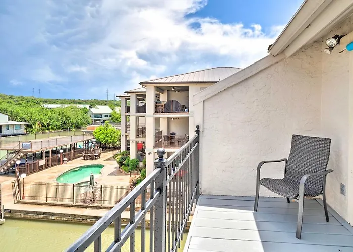 Waterfront Horseshoe Bay Retreat W/ Game Room!